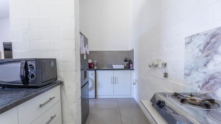 2 Bedroom Property for Sale in Table View Western Cape